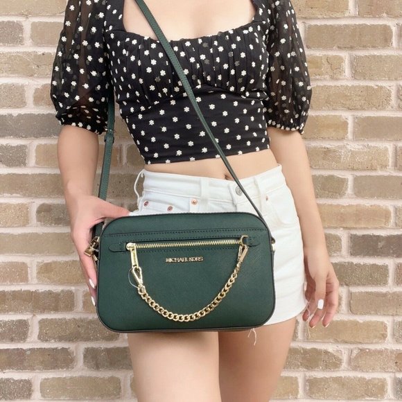 NWT Michael Kors Chain Crossbody💕Gaby’sBags - Picture 3 of 8